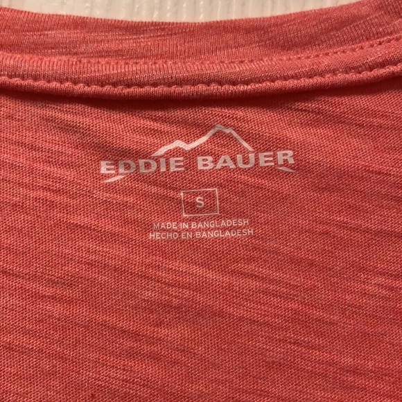 Eddie Bauer salmon colored scoop neck T-shirt size small - Picture 3 of 5